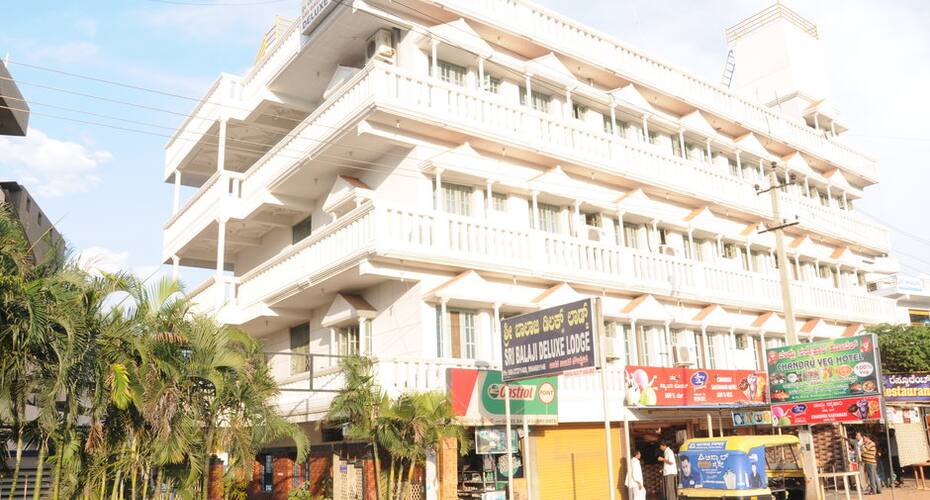 Shree Balaji Deluxe Lodge, Ramanagara 1